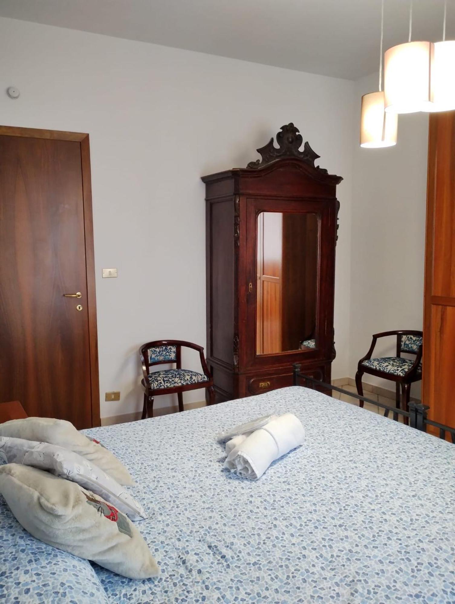 La Casa Di Valentino - Grazioso Ed Ampio Bilocale Daire Asti Dış mekan fotoğraf